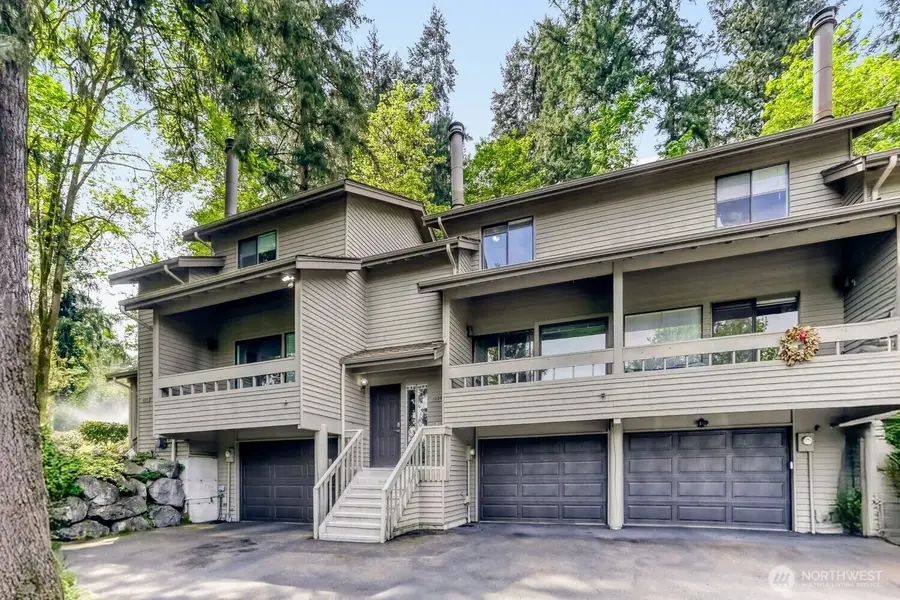1226 Bellefield Park Lane Nw #1226, Bellevue, WA 98004 - #2