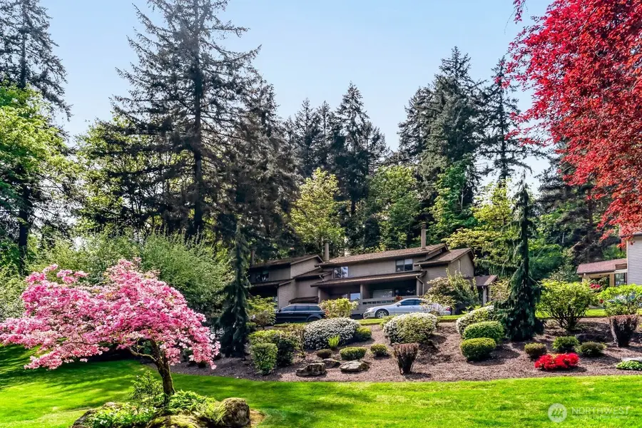 1226 Bellefield Park Lane Nw #1226, Bellevue, WA 98004 - #3