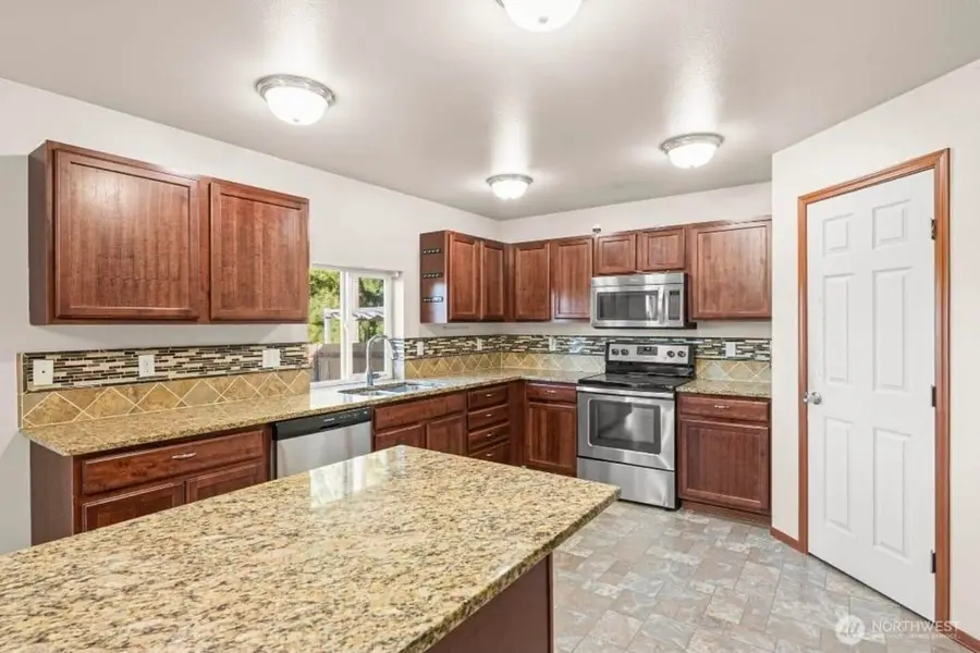 15220 100th Avenue Se, Yelm, WA 98597 - #3
