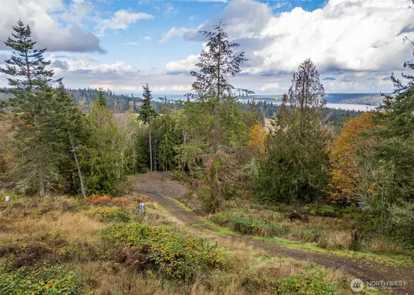 495 Louella Road #2, Sequim, WA 98382