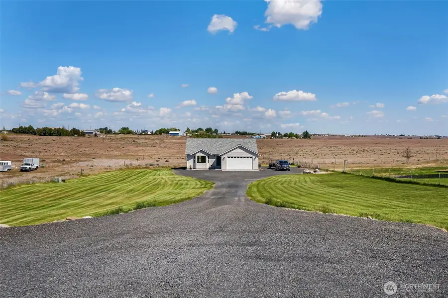 8903 Stonecrest Road Ne, Moses Lake, WA 98837 - #2