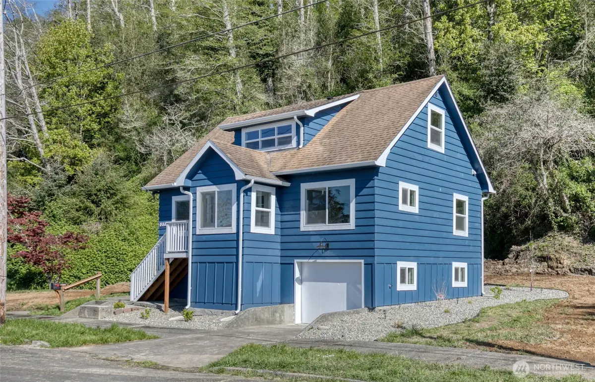 2711 Queets Avenue, Hoquiam, WA 98550 - #1