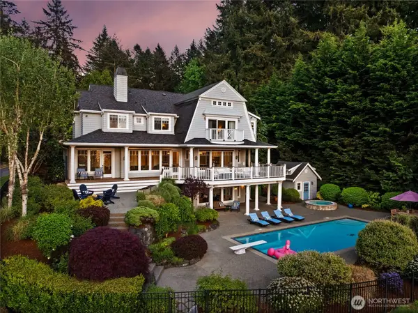 543 Hyak Drive, Fox Island, WA 98333