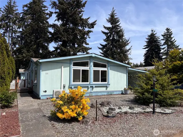 221 Parkwood Boulevard, Sequim, WA 98382