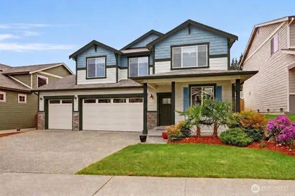 5605 NE 198th Place, Kenmore, WA 98028