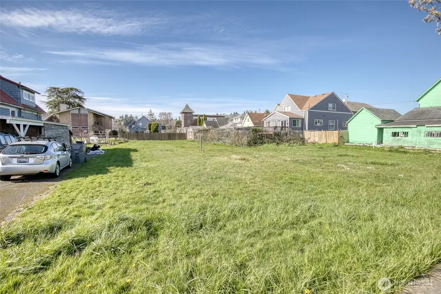 410 6th Street, Hoquiam, WA 98550 - #2