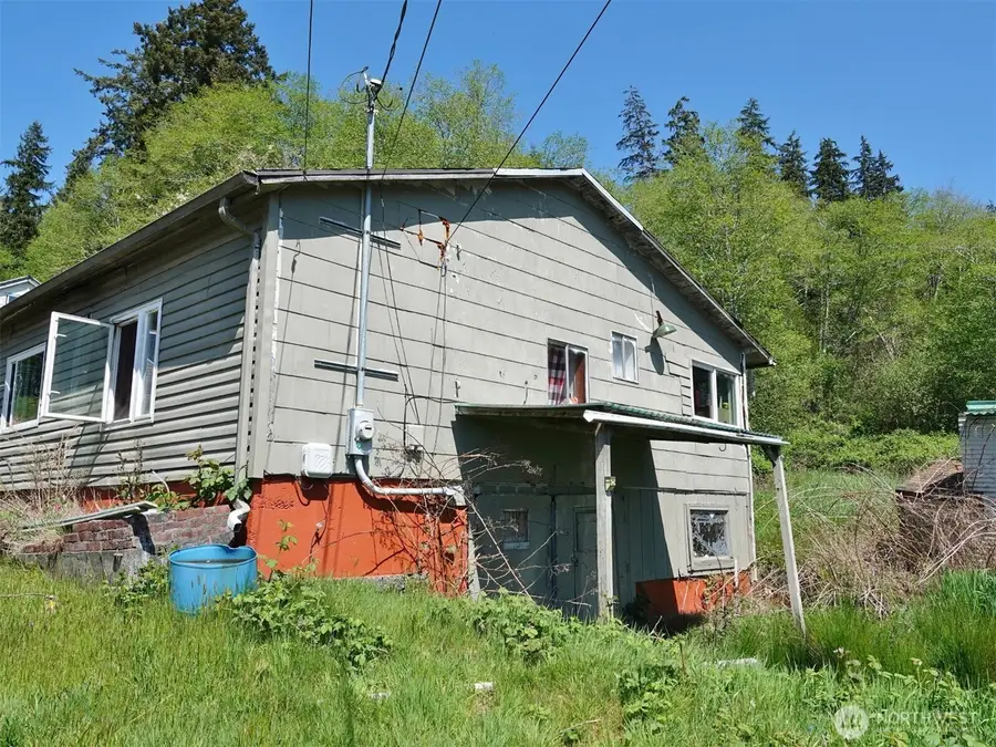 800 Rayonier Avenue, Hoquiam, WA 98550 - #3