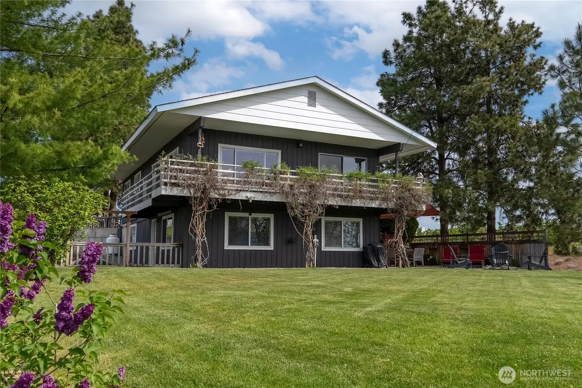 86 Mountain View Dr, Brewster, WA 98812 - #1