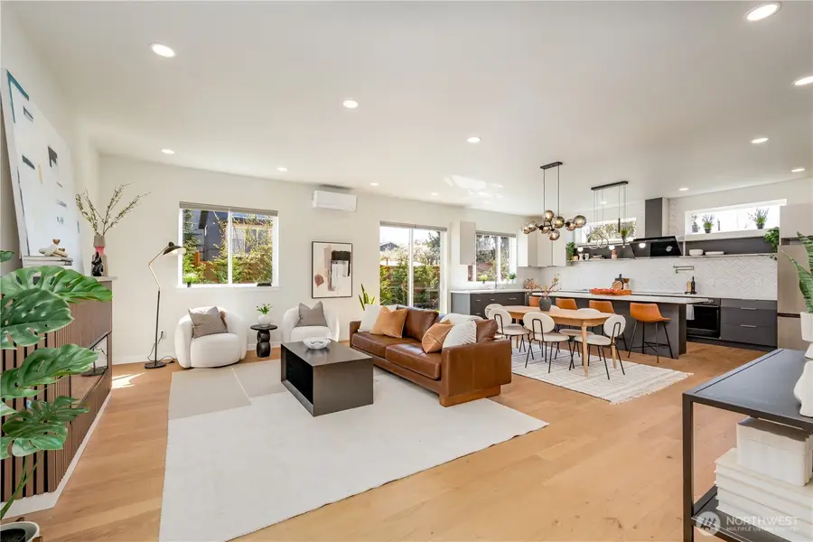 5114 15th Avenue S, Seattle, WA 98108 - #2