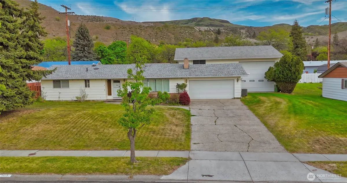 1113 River Drive, Coulee Dam, WA 99116 - #1