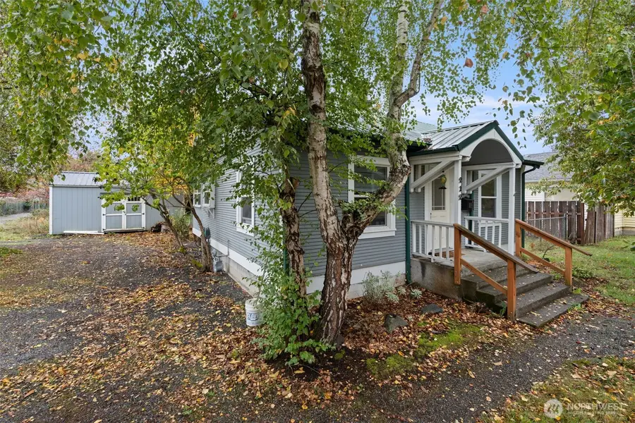212 W 6th Street, Centralia, WA 98531 - #3