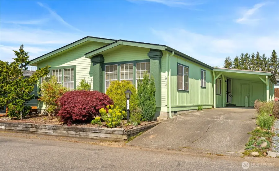 2015 24th Street #101, Bellingham, WA 98225 - #2