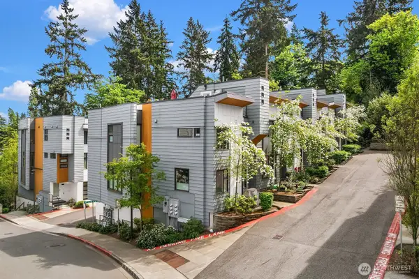 170 107th Court Se, Bellevue, WA 98004