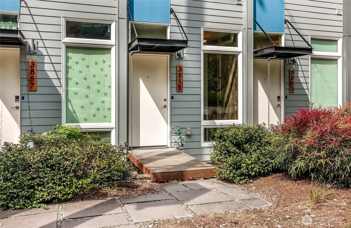 3855 21st Avenue Sw, Seattle, WA 98106 - #1