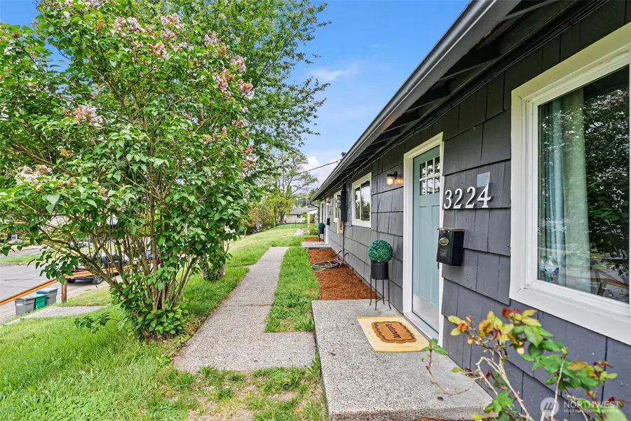 3224 Halverson Avenue, Bremerton, WA 98310 - #3