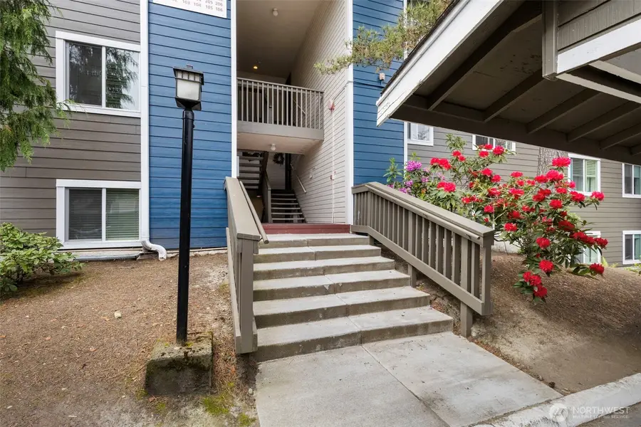20198 Vikings Crest Loop Ne #8-102, Poulsbo, WA 98370 - #2
