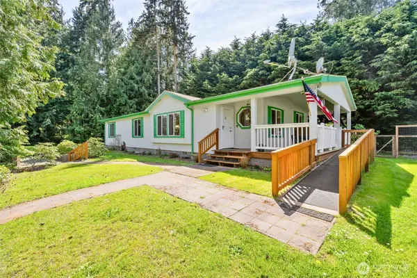 423 Fleming Drive, Sequim, WA 98382
