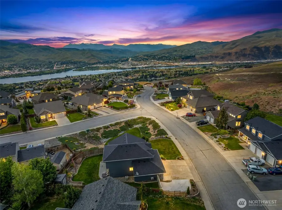 2601 Aviation Dr, East Wenatchee, WA 98802 - #2