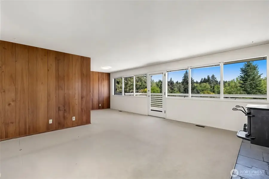 11218 35th Avenue Sw, Seattle, WA 98146 - #3