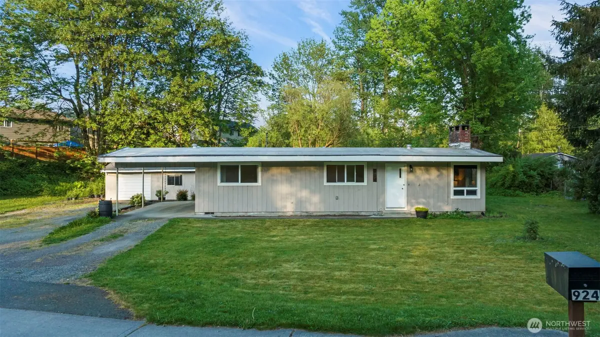 924 1st Street, Sultan, WA 98294 - #1