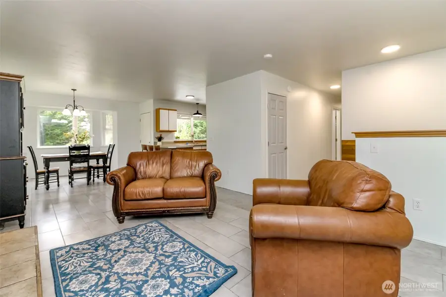 624 SE Pine Road, Port Orchard, WA 98367 - #3