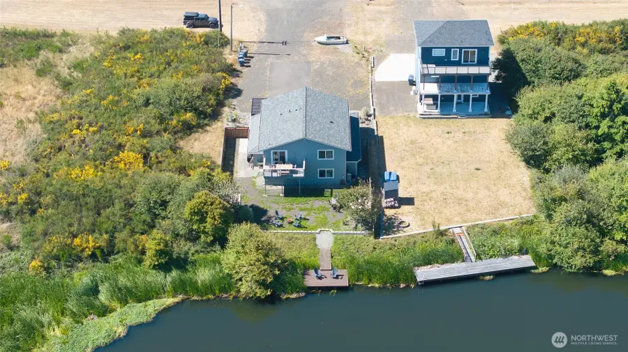 1042 Point Brown Avenue Se #A & B, Ocean Shores, WA 98569 - #3