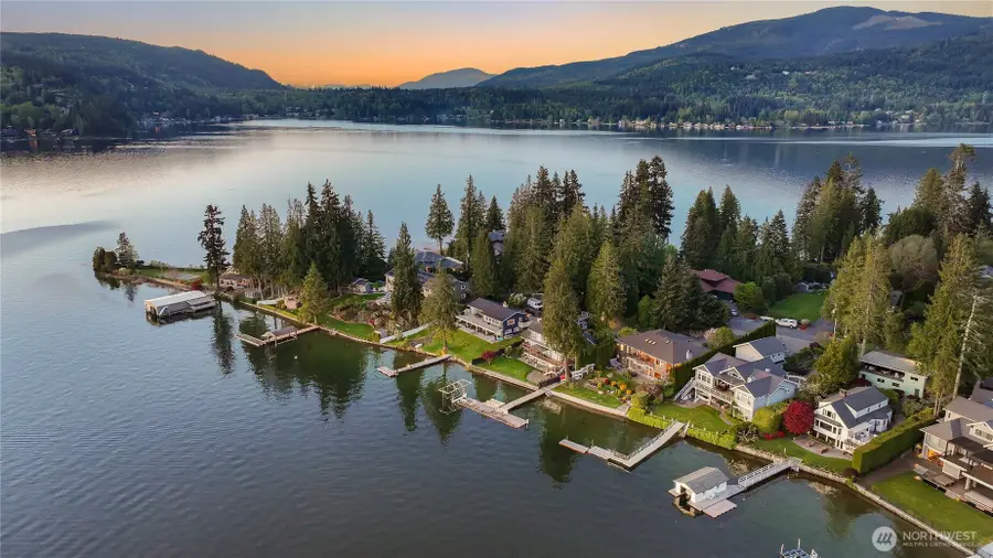 21 Strawberry Point Road, Bellingham, WA 98229 - #2
