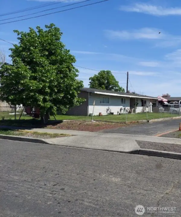 204 March Street, Moses Lake, WA 98837