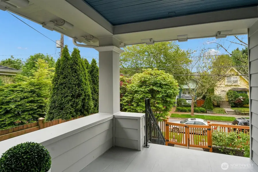 1121 27th Avenue, Seattle, WA 98122 - #2