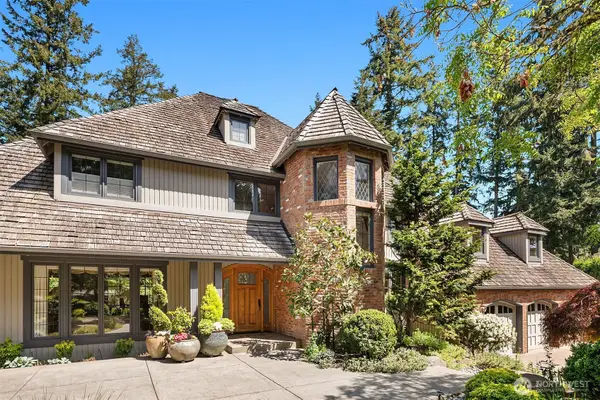 3240 126th Avenue Ne, Bellevue, WA 98005