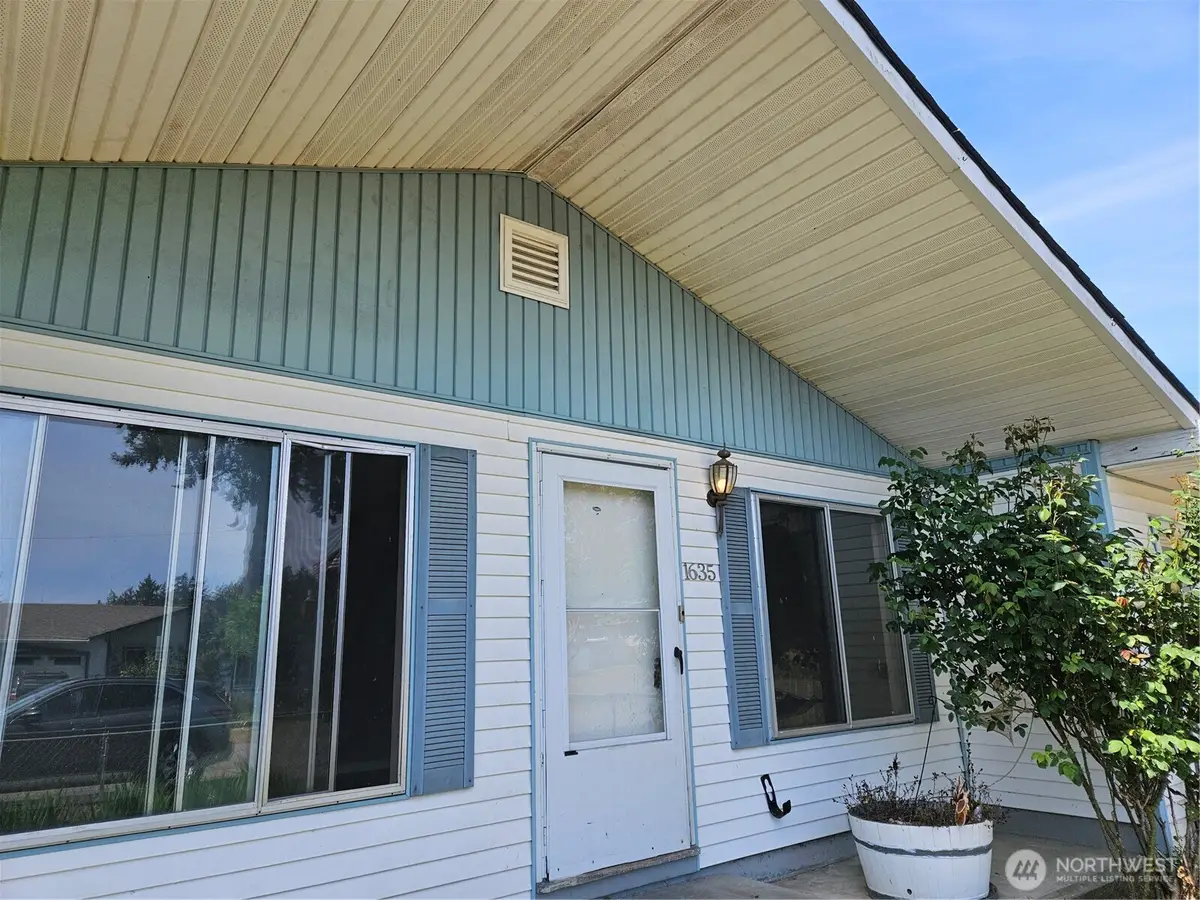 1635 Jackson Street, Shelton, WA 98584 - #1
