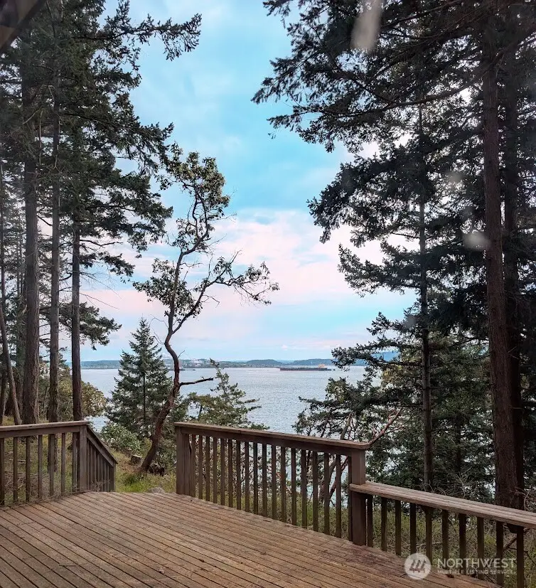 7537 Holiday Boulevard #6, Guemes Island, WA 98221 - #1
