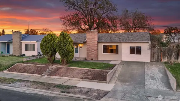 807 S Hawthorne Drive, Moses Lake, WA 98837