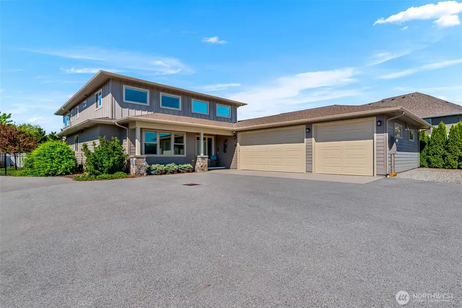 185 31st Street Nw, East Wenatchee, WA 98802 - #3