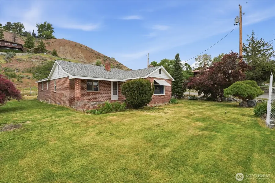 233 E Gibson, Chelan, WA 98816 - #3
