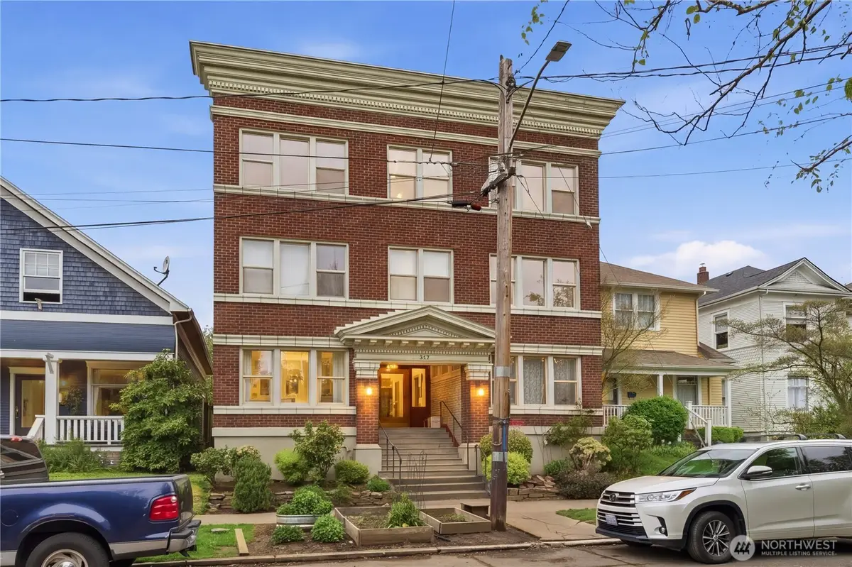 317 18th Avenue E, Seattle, WA 98112 - #1