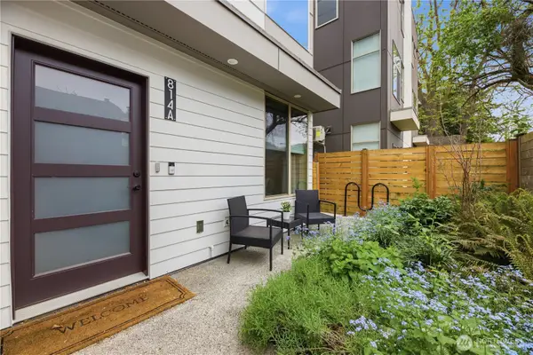 814 NW 54th Street #A, Seattle, WA 98107