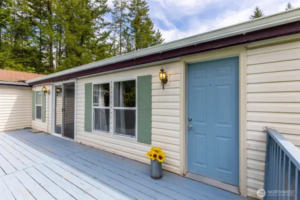 3064 Deep Well Lane Nw, Seabeck, WA 98380