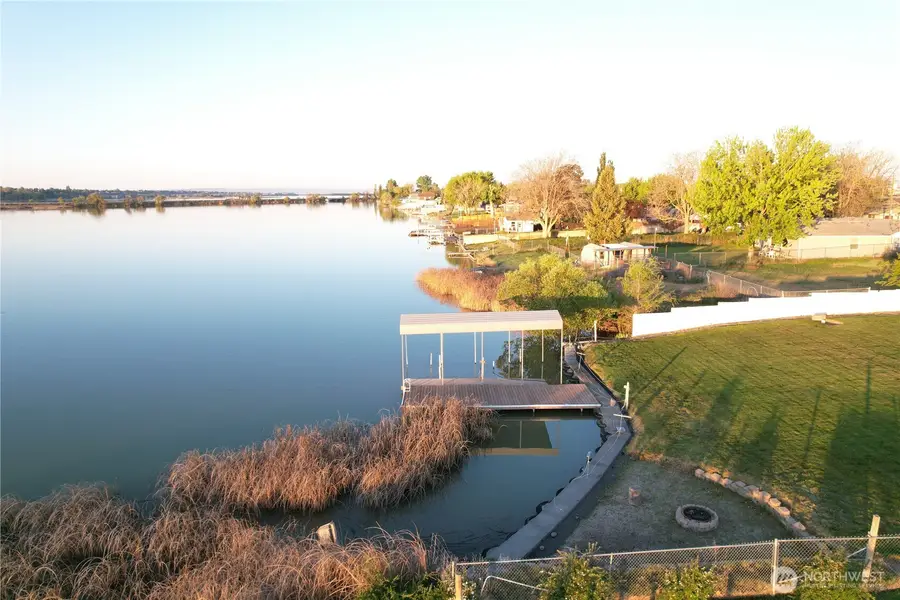 2101 W Lakeside Drive, Moses Lake, WA 98837 - #3