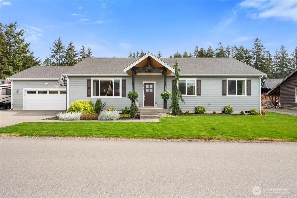 171 9th St Nw, Carbonado, WA 98323 - #1