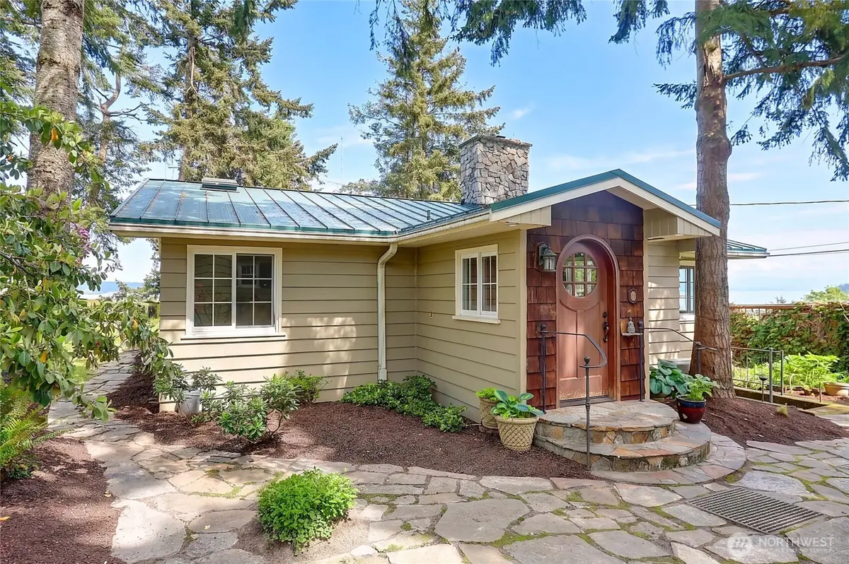 386 Shore Drive, Camano Island, WA 98282 - #1