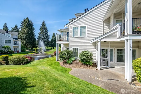 4714 NE Fairwood Boulevard #905, Tacoma, WA 98422