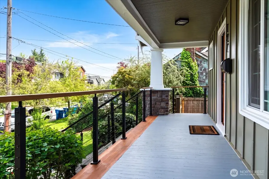 127 NE 58th Street, Seattle, WA 98105 - #3