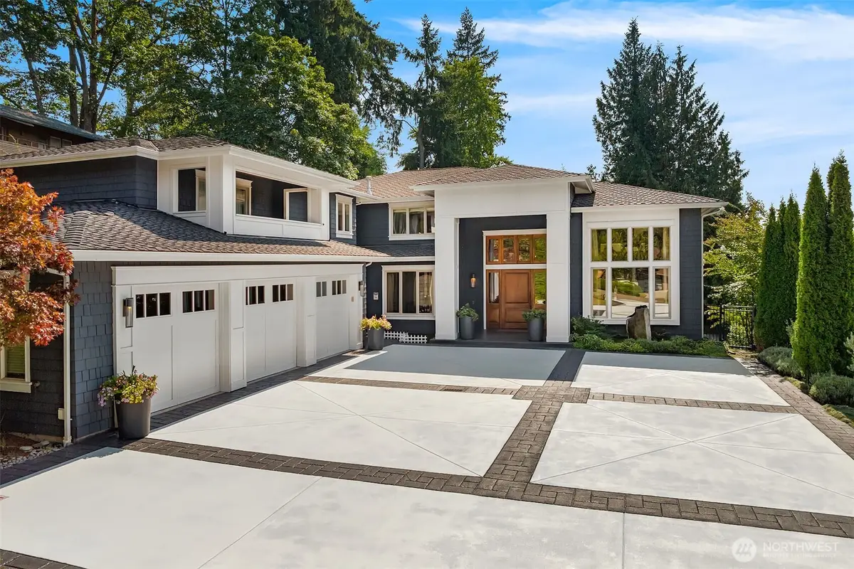 8617 NE 20th Street, Clyde Hill, WA 98004 - #1