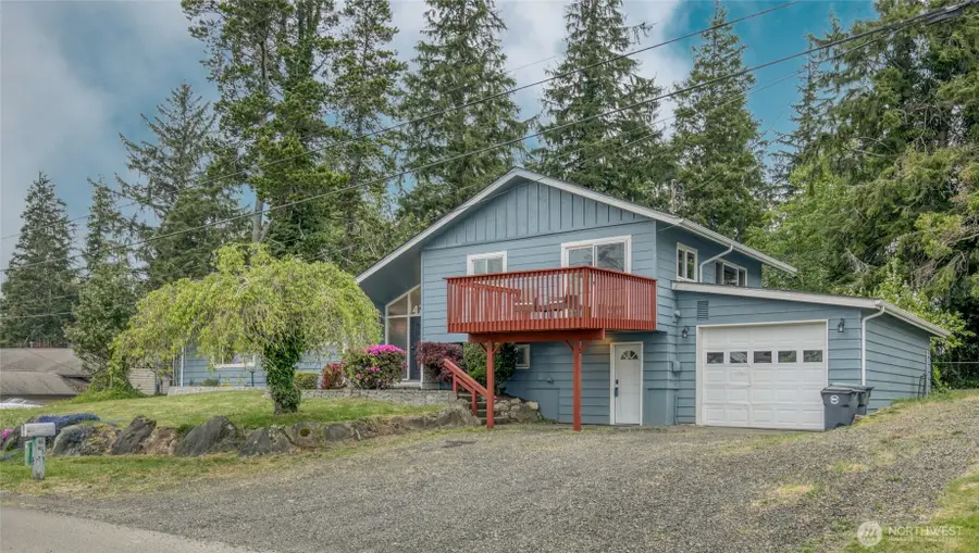 425 Beacon Hill Drive, Hoquiam, WA 98550 - #2