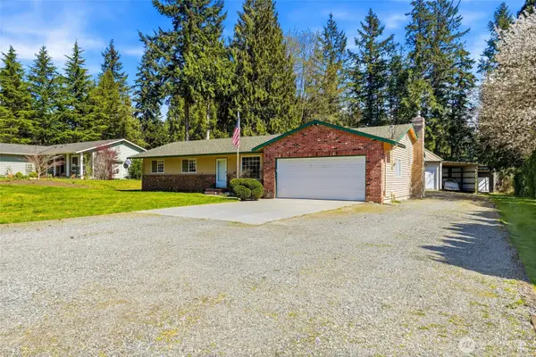 17627 40th Avenue Nw, Stanwood, WA 98292