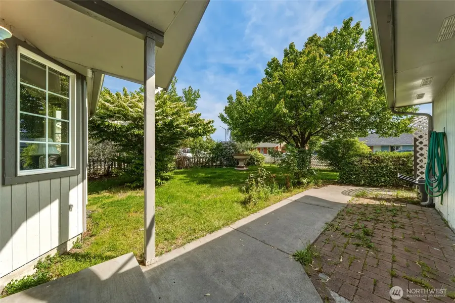 151 NE 15th Avenue, Milton Freewater, OR 97862 - #3