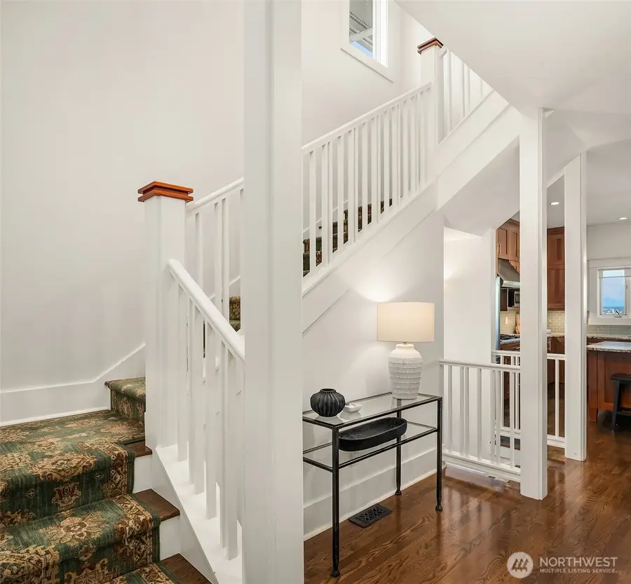 216 30th Avenue S, Seattle, WA 98144 - #3