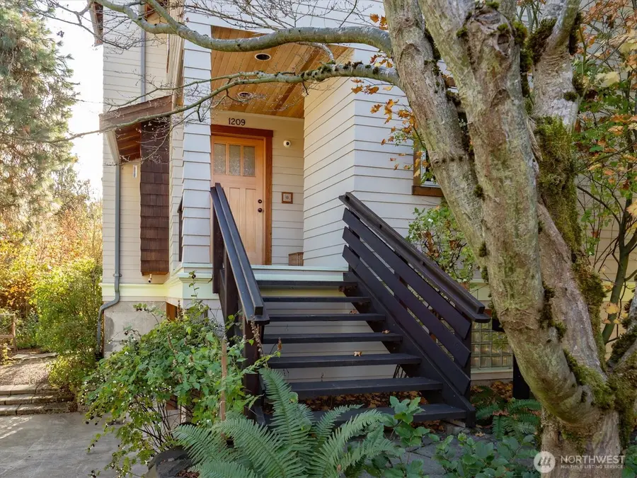 1209 N 44th Street, Seattle, WA 98103 - #2