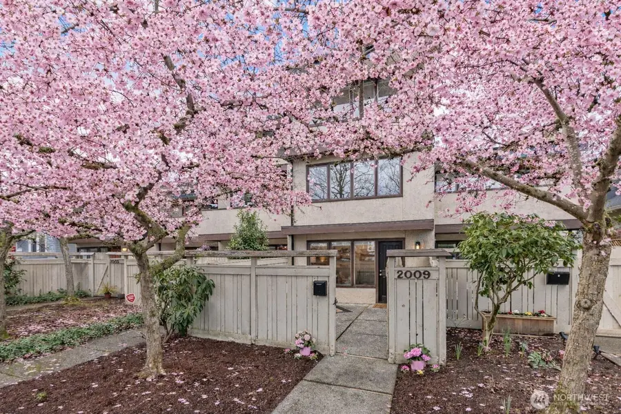 2009 42nd Avenue E, Seattle, WA 98112 - #2